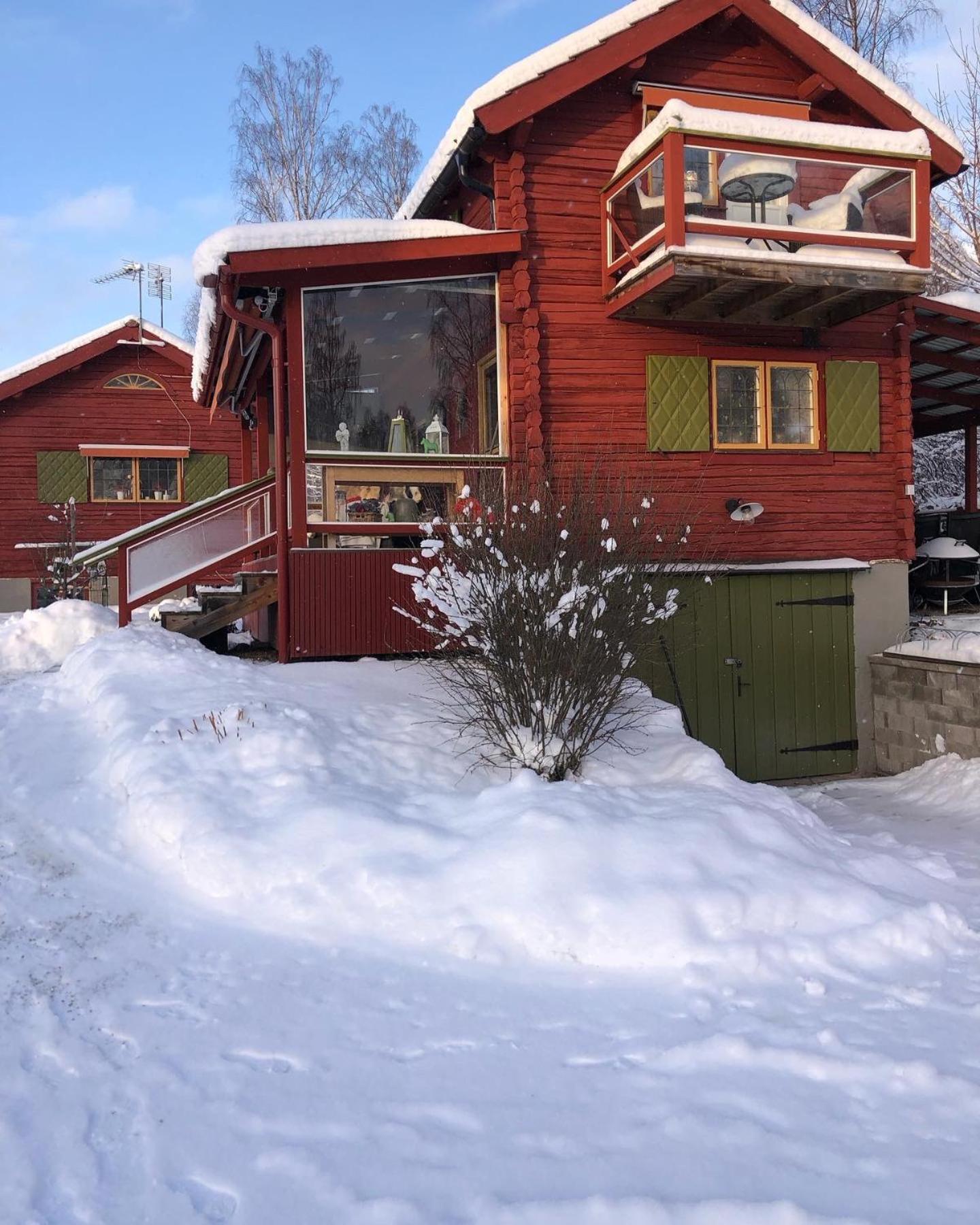 Mysigt Boende I Raettvik Med Utsikt Oever Siljan Bagian luar foto